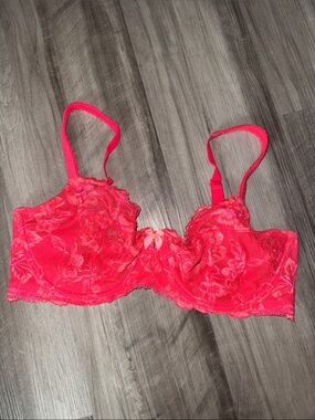 Victoria’s Secret 36DDD pink unpadded lace bra pink metallic women’s sexy body